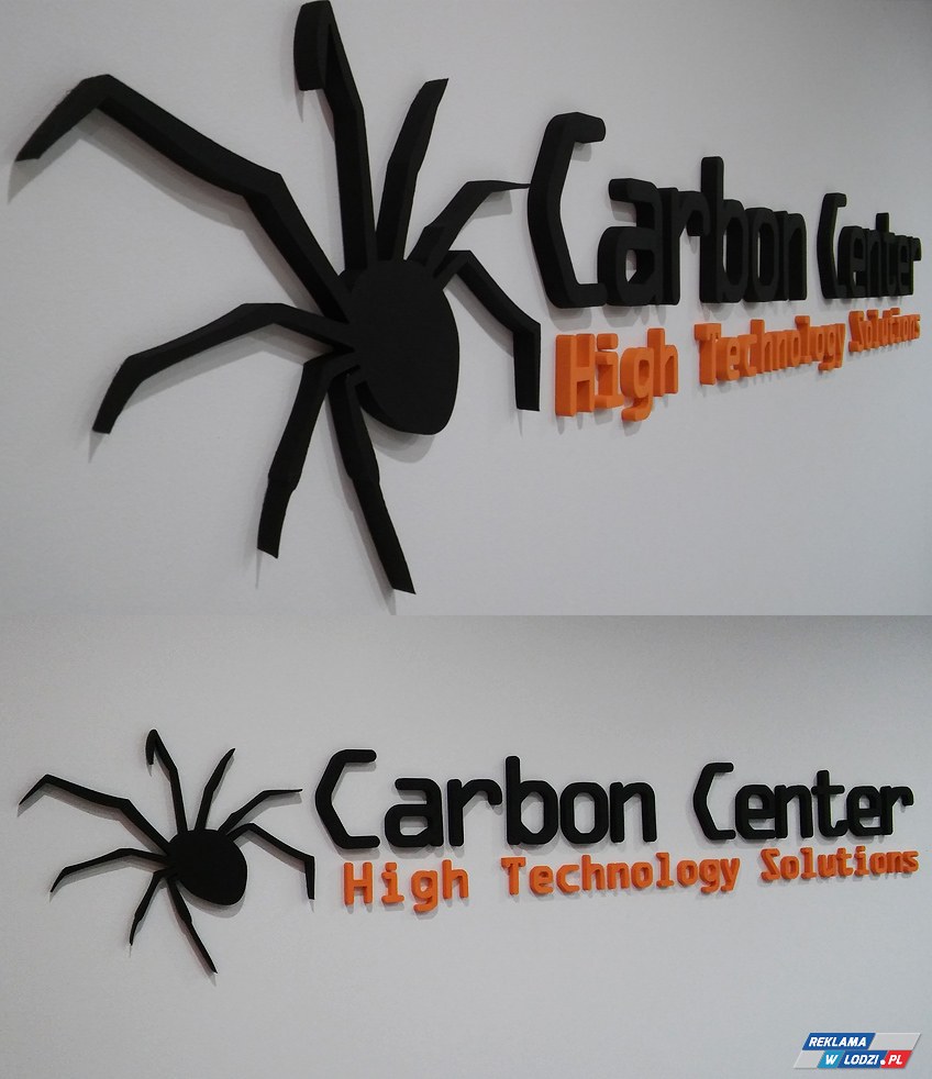 Przestrzenne logo wykonane ze styroduru zamontowane w biurze firmy Carbon Center.